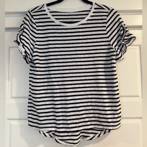 5/$25 A New Day Striped Linen Blend Top